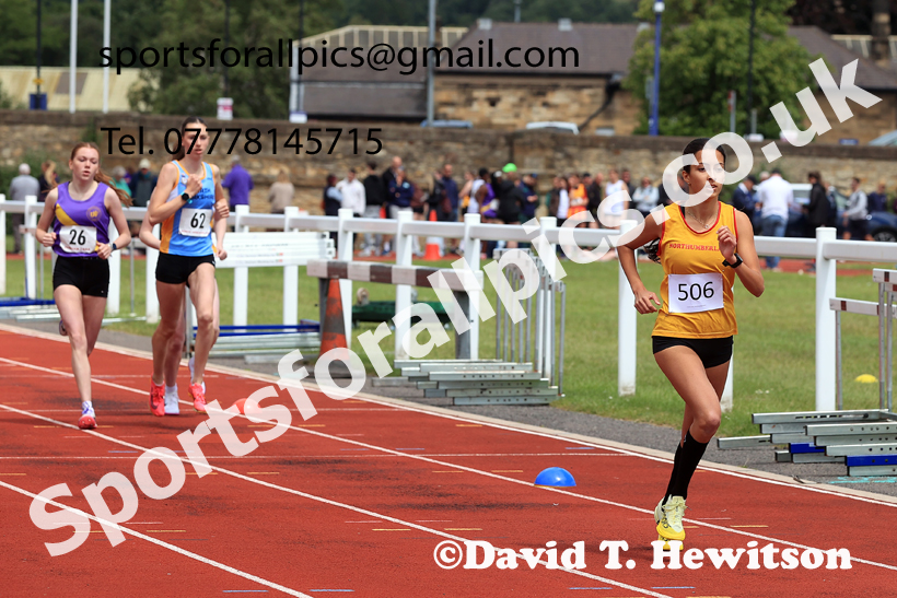 Middle Distance, 2026 Northern Schools Inter Counties, Wentworth, Hexham. Photo: David T. Hewitson/Sports for All Pics